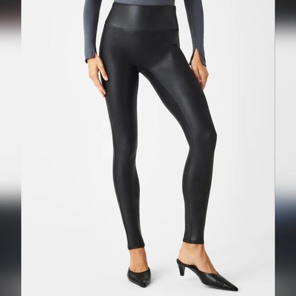 Spanx‎ Black Ready To Wow Faux Leather Leggings Size 1X Petite Comfy Fitted - Picture 3 of 7